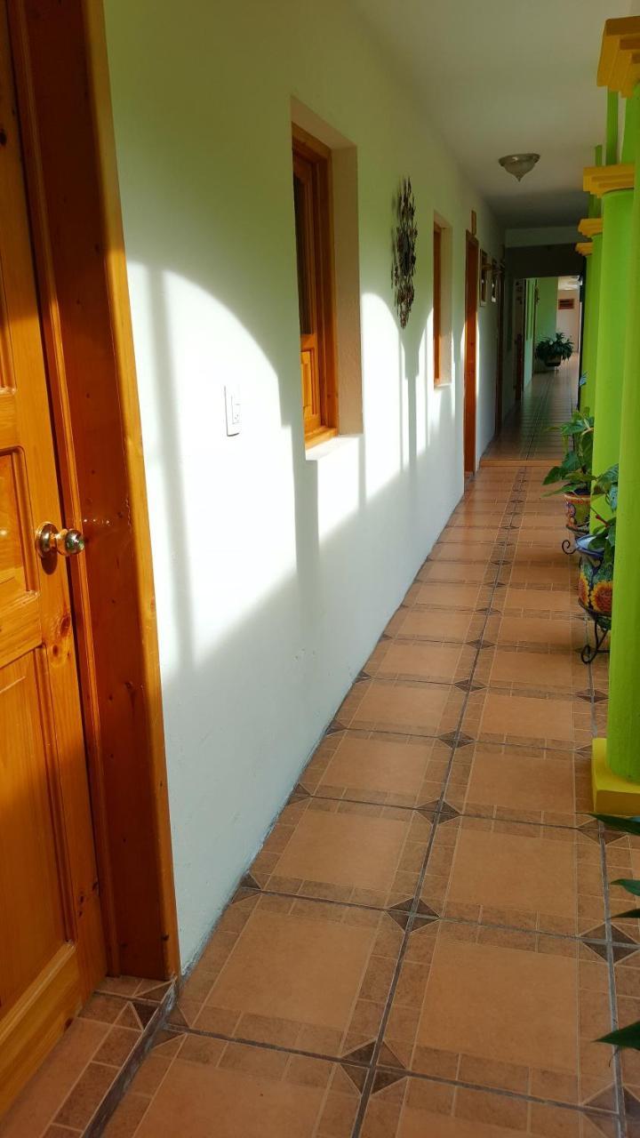 Hotel Posada Las Rosas San Cristóbal de Las Casas Zewnętrze zdjęcie